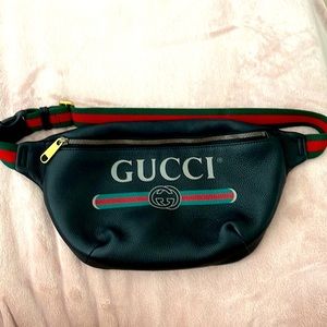 Authentic medium Gucci bum bag